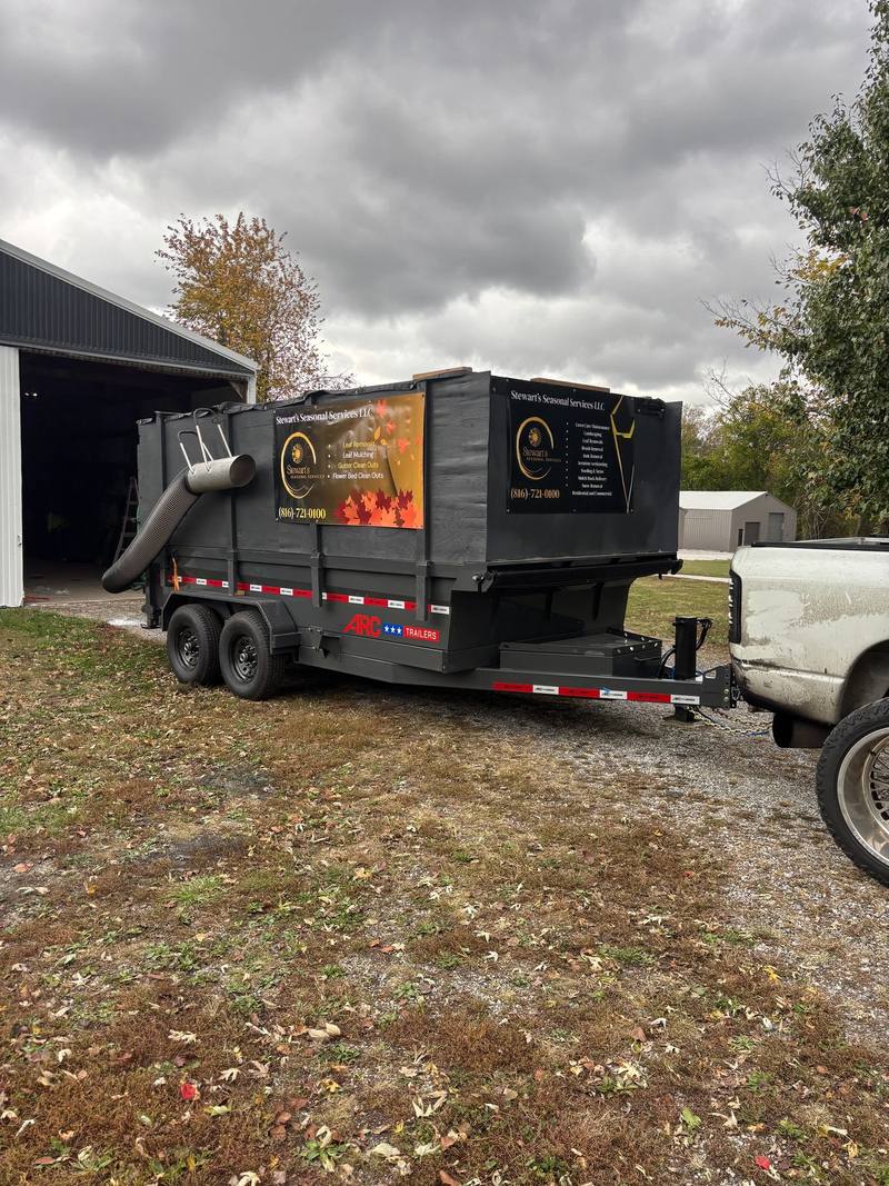 Leaf clean-up job by Stewart's Seasonal Services